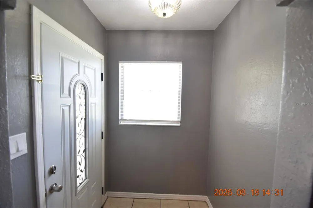212 CLEARVIEW AVENUE Tampa, FL 33609