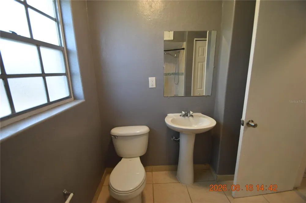 212 CLEARVIEW AVENUE Tampa, FL 33609