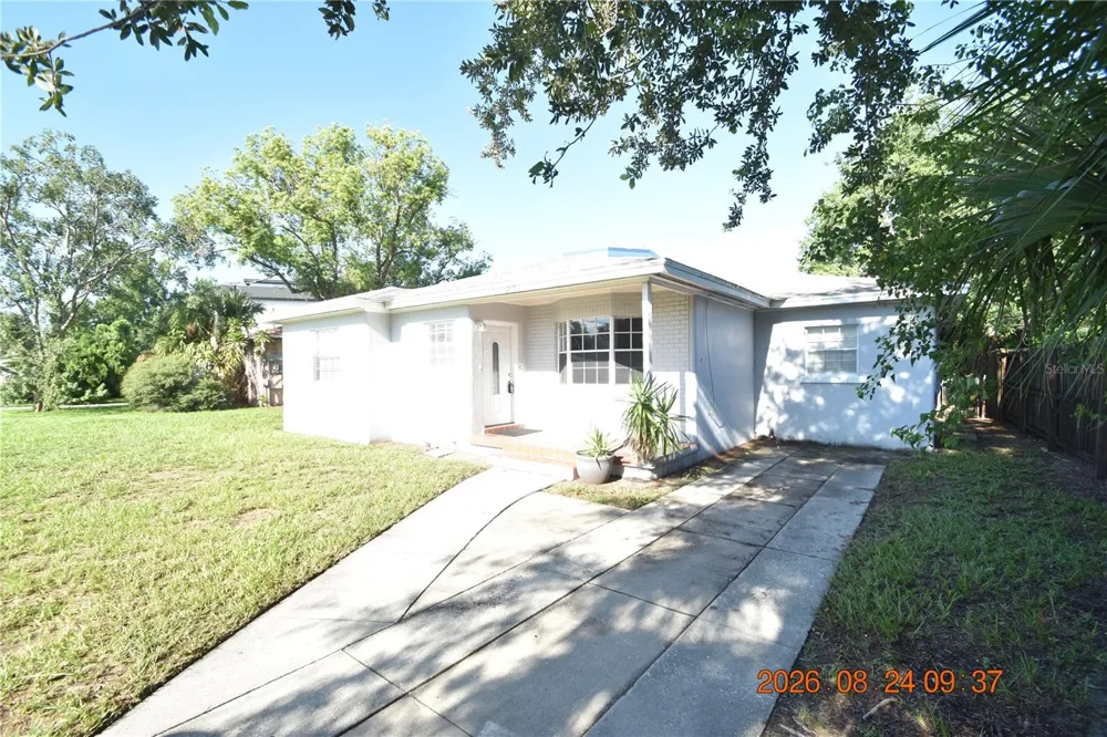 212 CLEARVIEW AVENUE Tampa, FL 33609