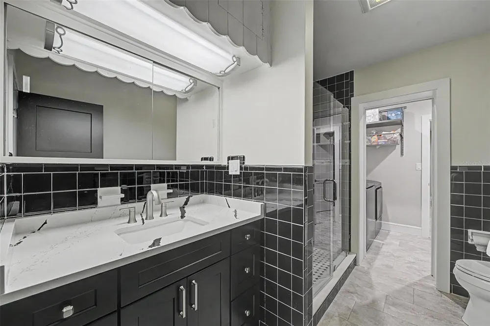 704 BAYSHORE DRIVE Tarpon Springs, FL 34689