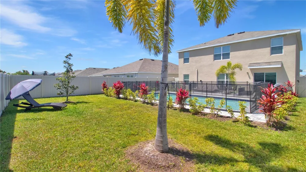 16762 SUNBURST LAKE STREET Wimauma, FL 33598