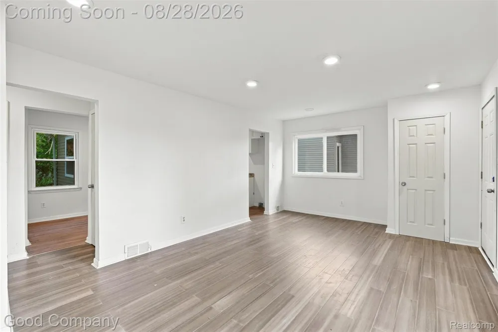 17228 Chapel Street Detroit City, MI 48219
