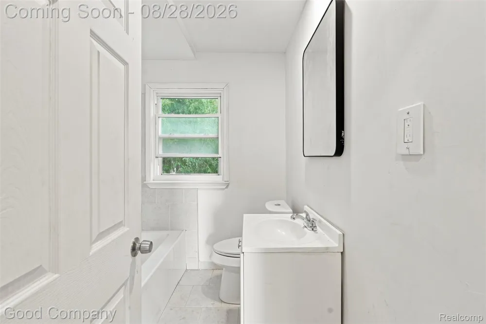 17228 Chapel Street Detroit City, MI 48219