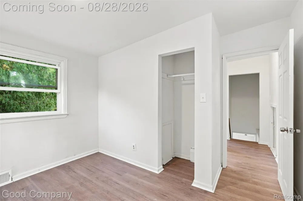 17228 Chapel Street Detroit City, MI 48219