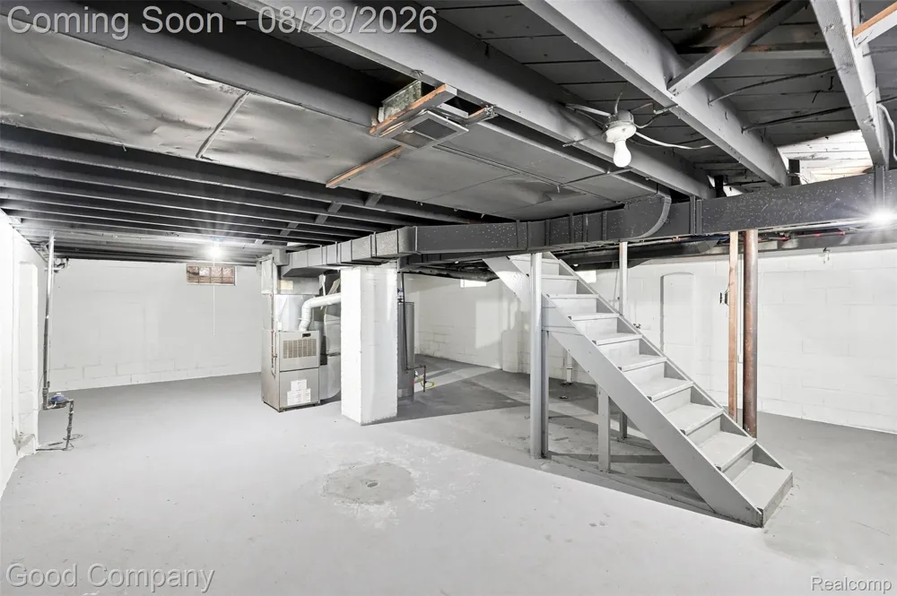 17228 Chapel Street Detroit City, MI 48219
