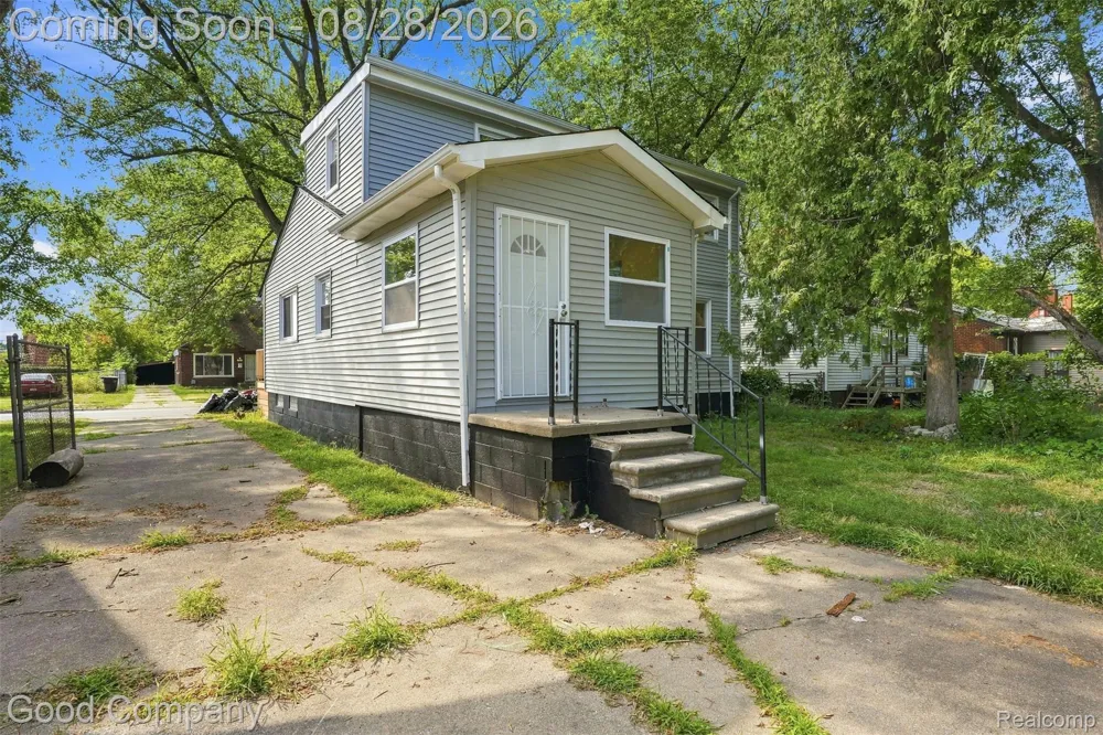 17228 Chapel Street Detroit City, MI 48219