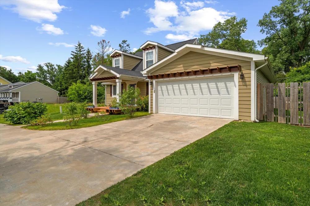 1 Maple Village Court Ann Arbor City, MI 48103