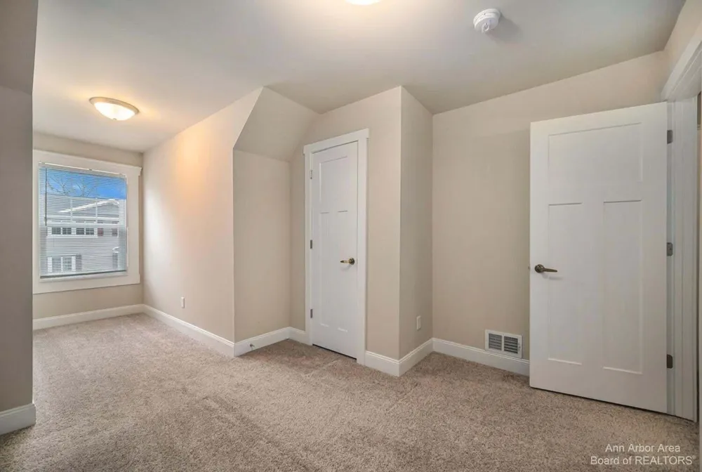 1 Maple Village Court Ann Arbor City, MI 48103