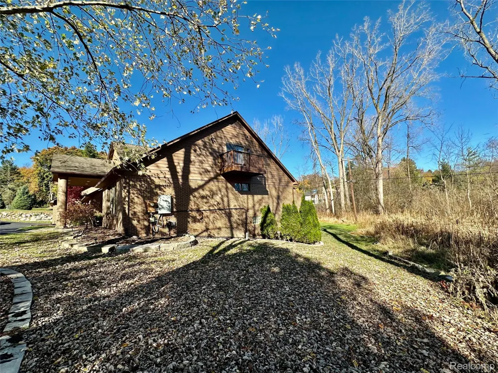 95 Barbara Lane Bloomfield Hills City, MI 48304