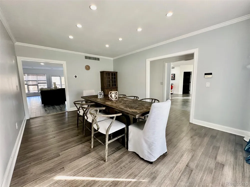 95 Barbara Lane Bloomfield Hills City, MI 48304