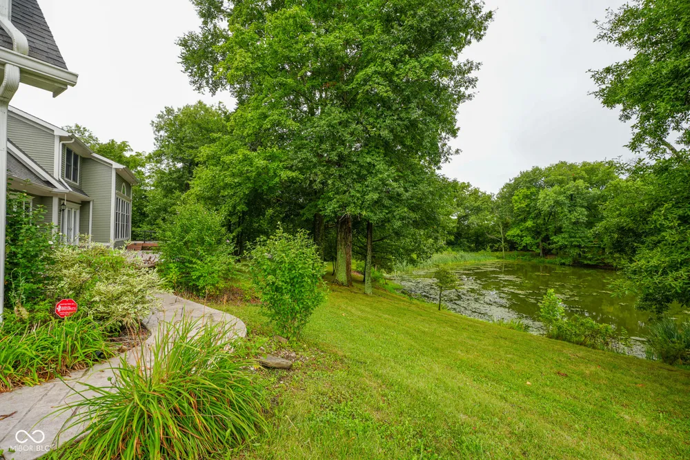 1671 E State Road 42 Mooresville, IN 46158