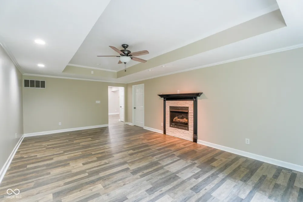 1671 E State Road 42 Mooresville, IN 46158