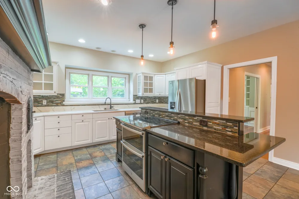 1671 E State Road 42 Mooresville, IN 46158