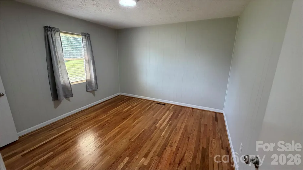 2372 Jamestown Road Morganton, NC 28655