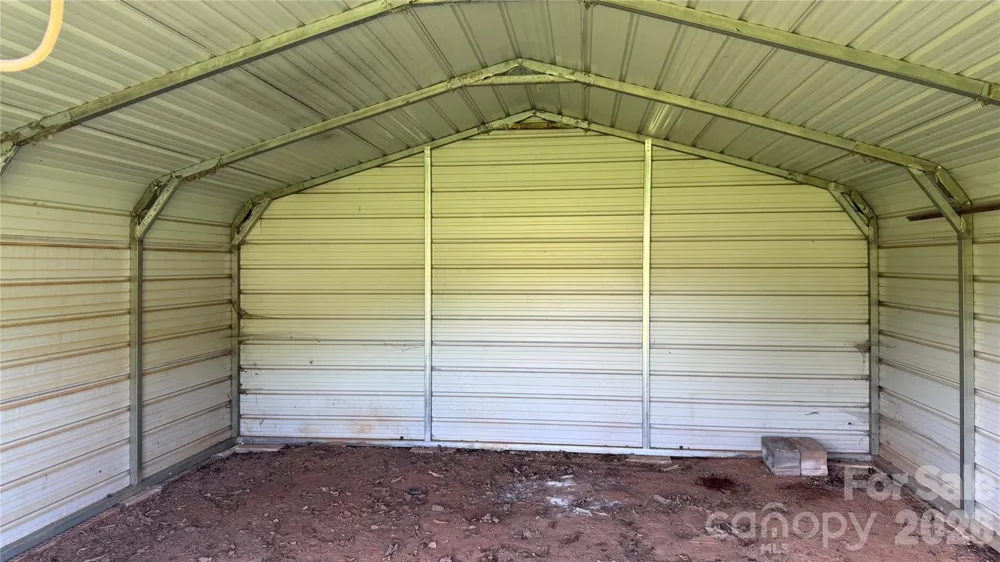 2372 Jamestown Road Morganton, NC 28655