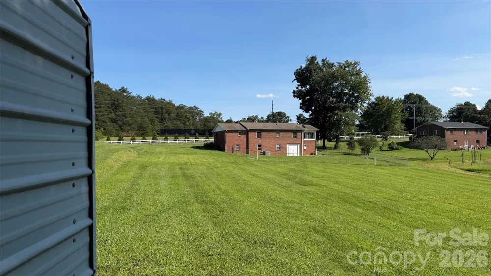 2372 Jamestown Road Morganton, NC 28655