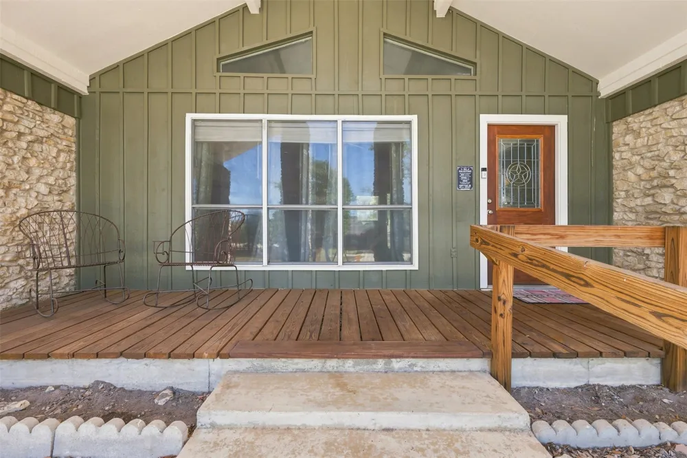 1103 S Willis Street Lampasas, TX 76550