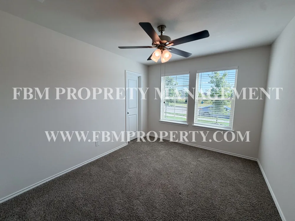 369 Thoroughbred Street Waxahachie, TX 75165