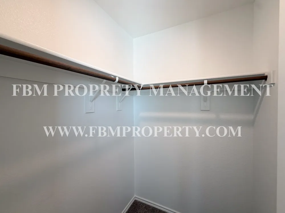 369 Thoroughbred Street Waxahachie, TX 75165