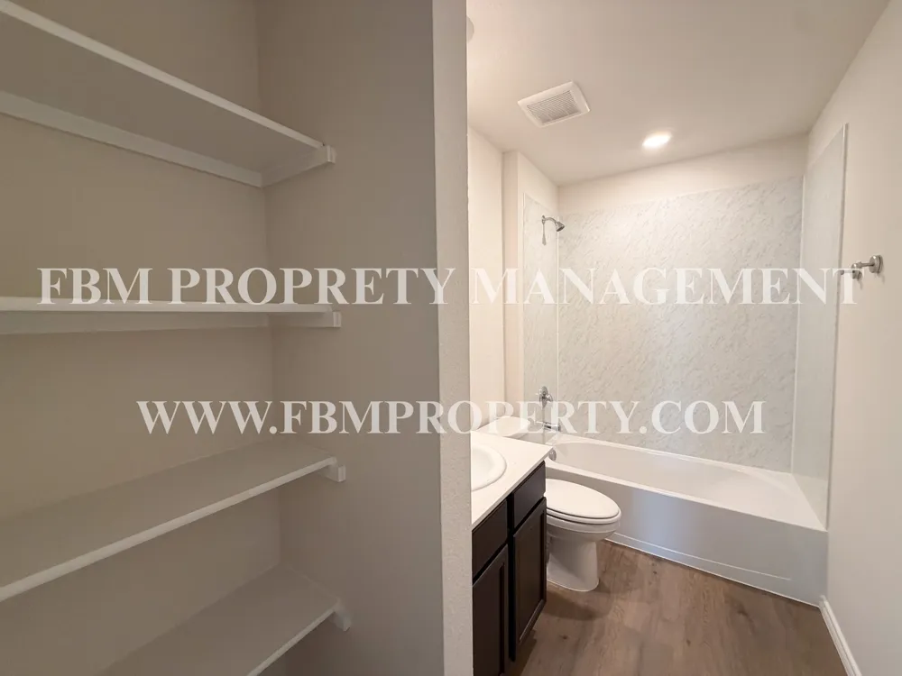 369 Thoroughbred Street Waxahachie, TX 75165