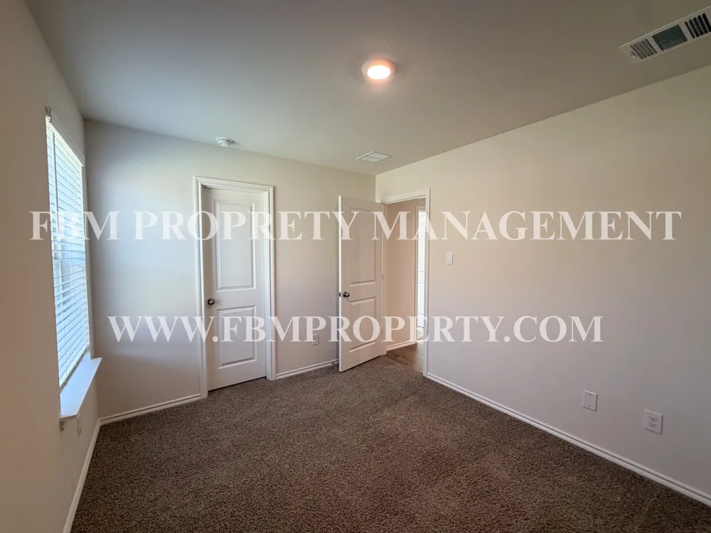 369 Thoroughbred Street Waxahachie, TX 75165