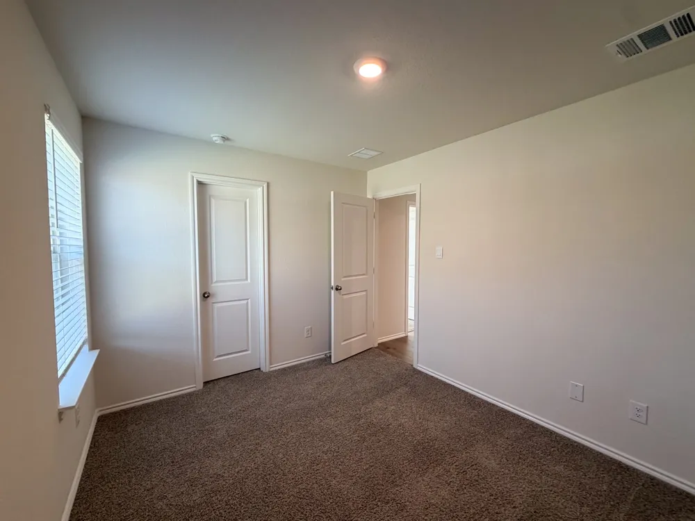 369 Thoroughbred Street Waxahachie, TX 75165