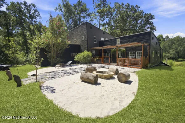 1076 Perrett Road Hazlehurst, MS 39083