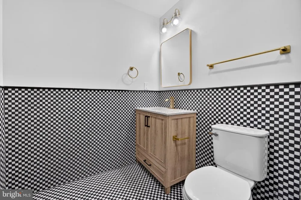 3031 ELLIOTT STREET Baltimore, MD 21224