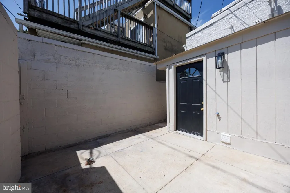 3031 ELLIOTT STREET Baltimore, MD 21224