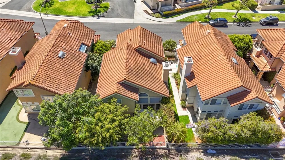 53 Finca San Clemente, CA 92672