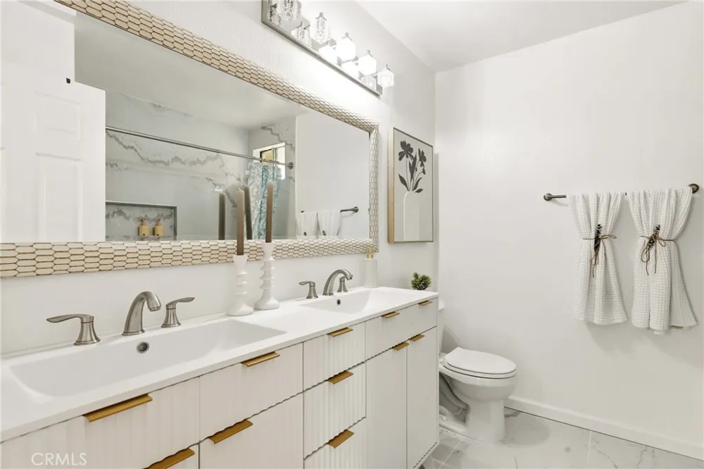 53 Finca San Clemente, CA 92672