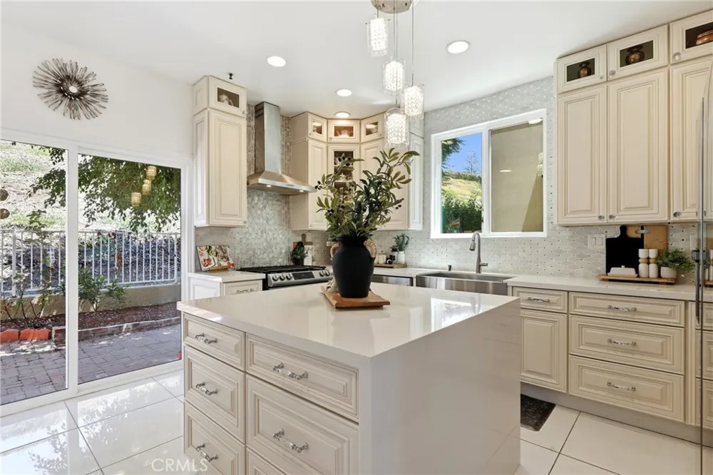 53 Finca San Clemente, CA 92672