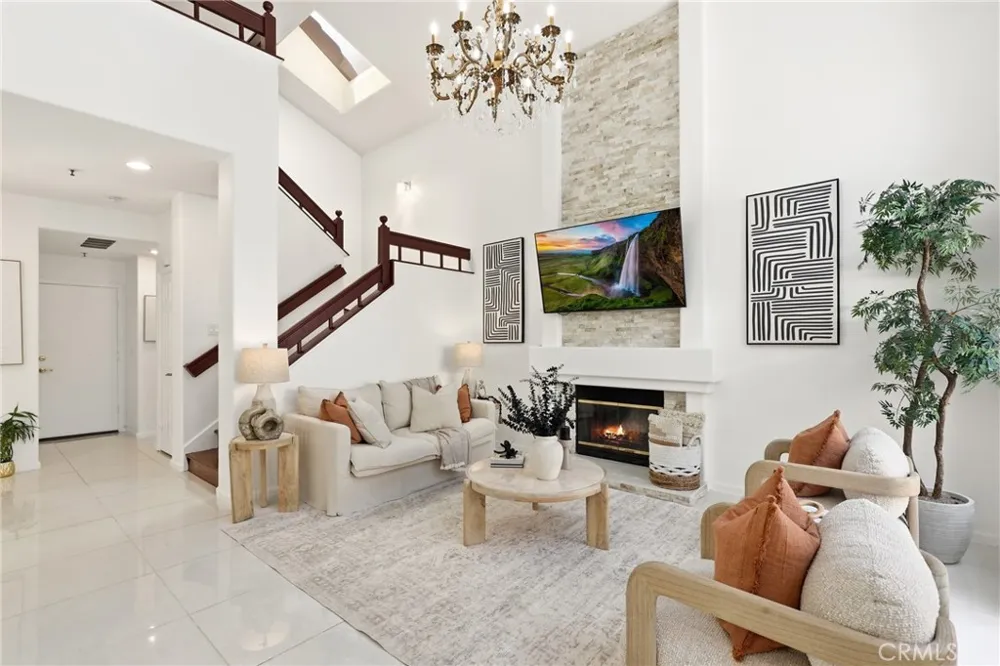 53 Finca San Clemente, CA 92672