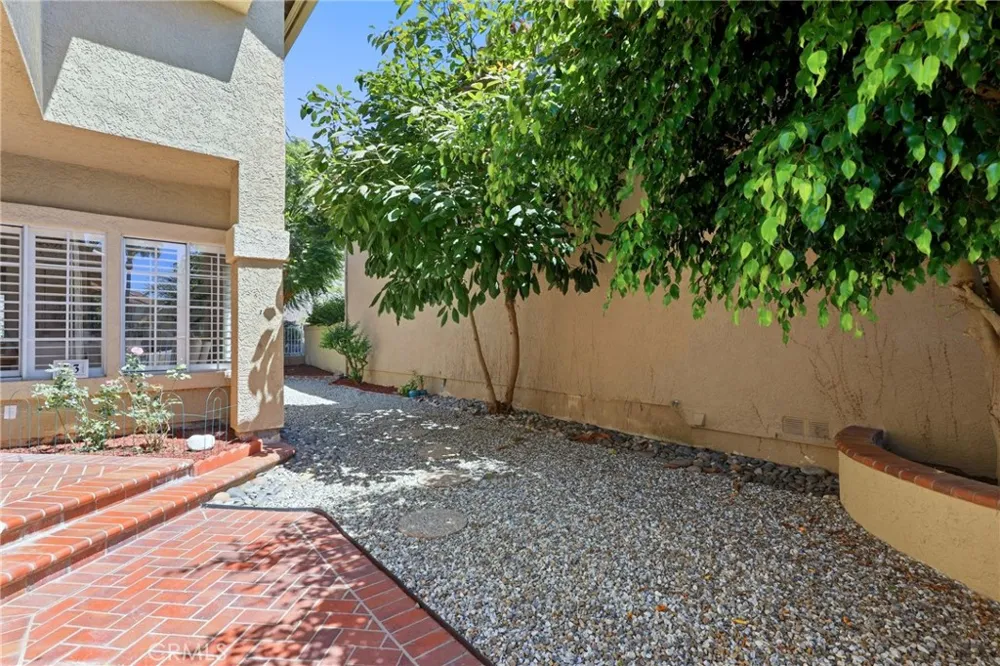 53 Finca San Clemente, CA 92672