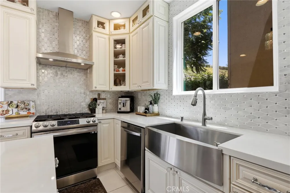 53 Finca San Clemente, CA 92672