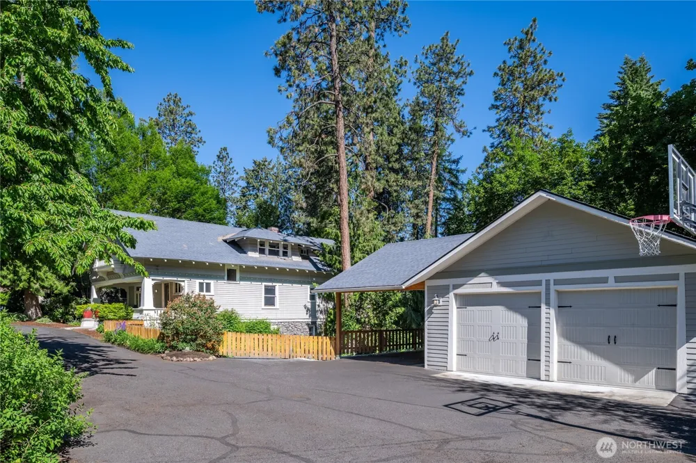917 E 20th Avenue Spokane, WA 99203