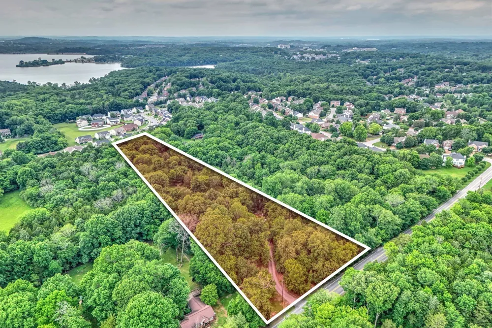 5544 S New Hope Rd Hermitage, TN 37076
