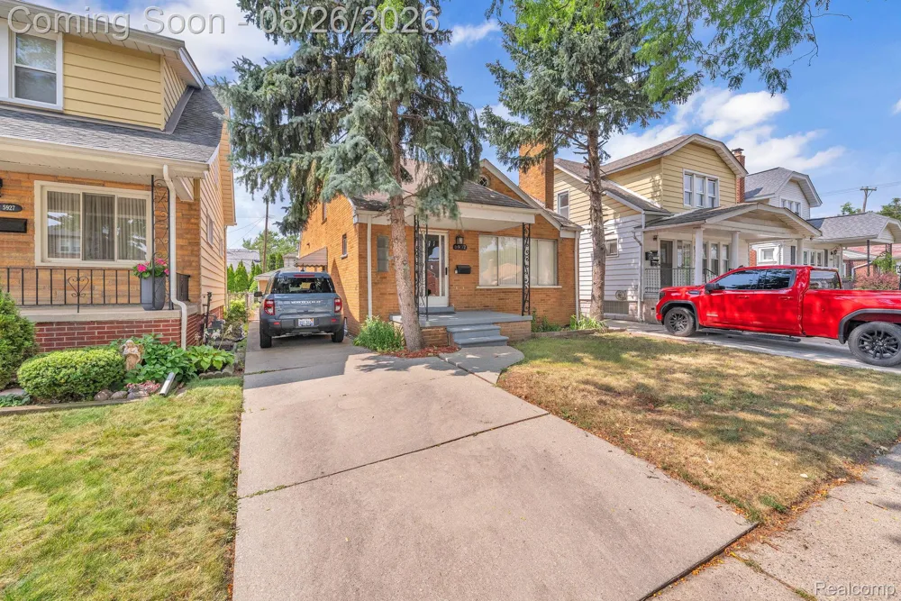 5937 Orchard Avenue Dearborn City, MI 48126