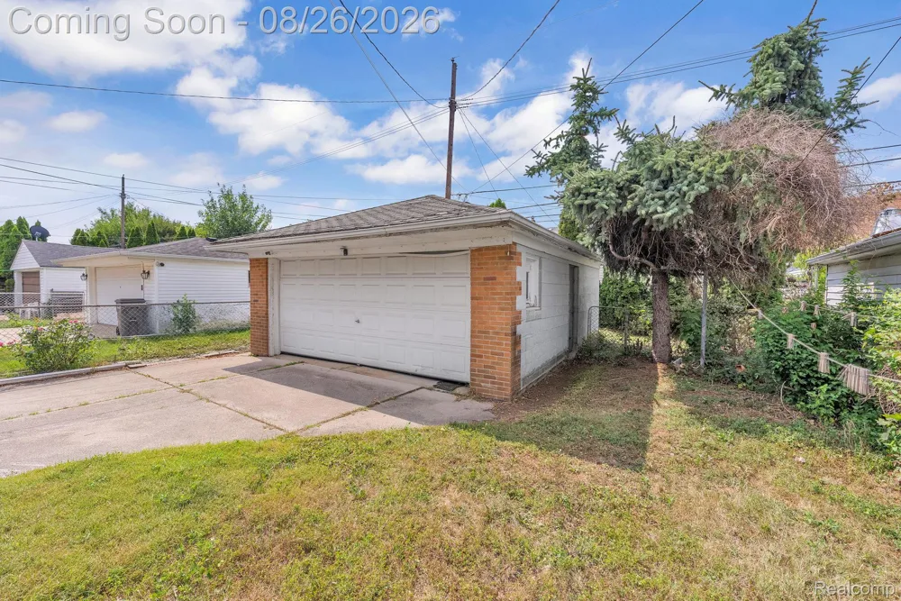 5937 Orchard Avenue Dearborn City, MI 48126