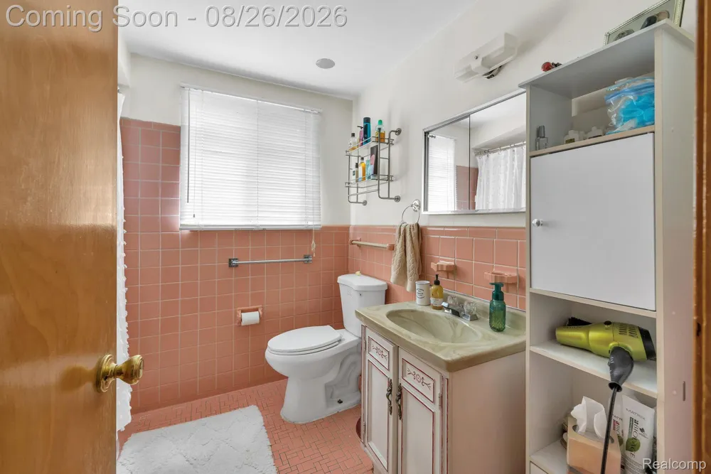 5937 Orchard Avenue Dearborn City, MI 48126