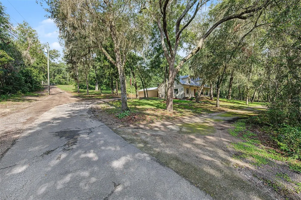 4229 BESSEMER ROAD Brooksville, FL 34602