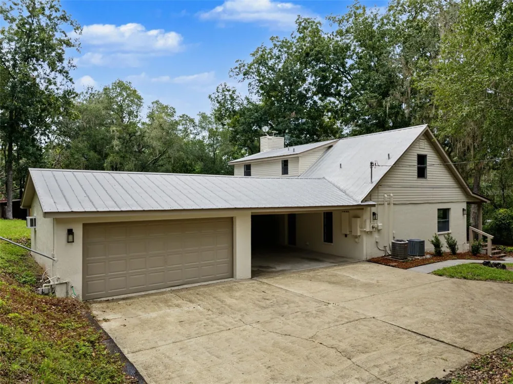 4229 BESSEMER ROAD Brooksville, FL 34602