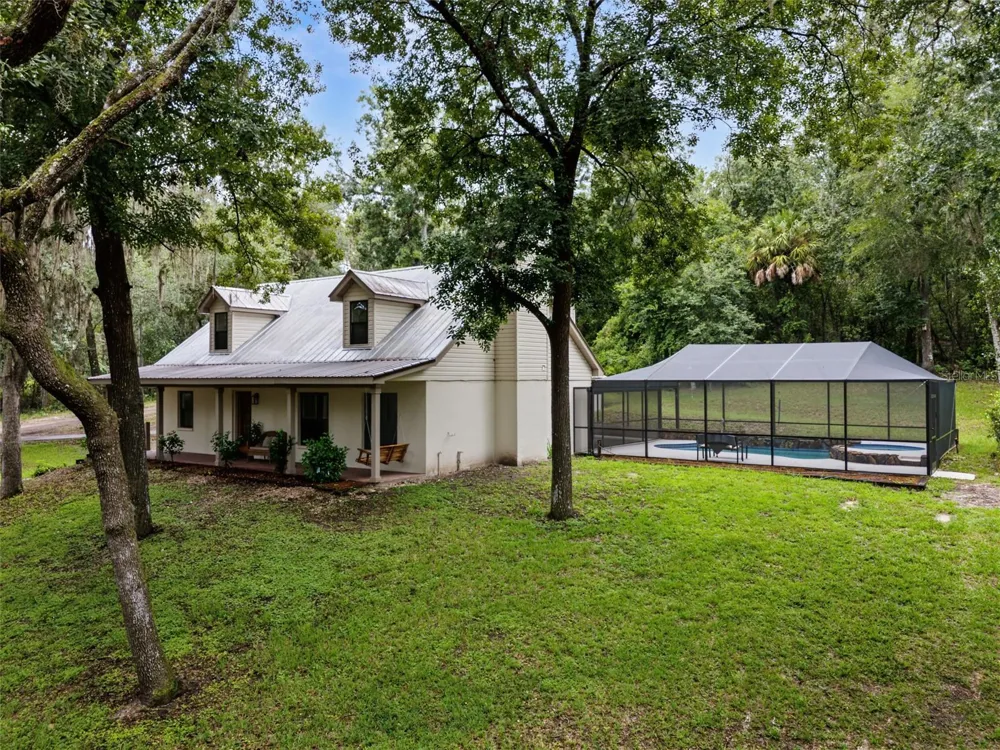 4229 BESSEMER ROAD Brooksville, FL 34602