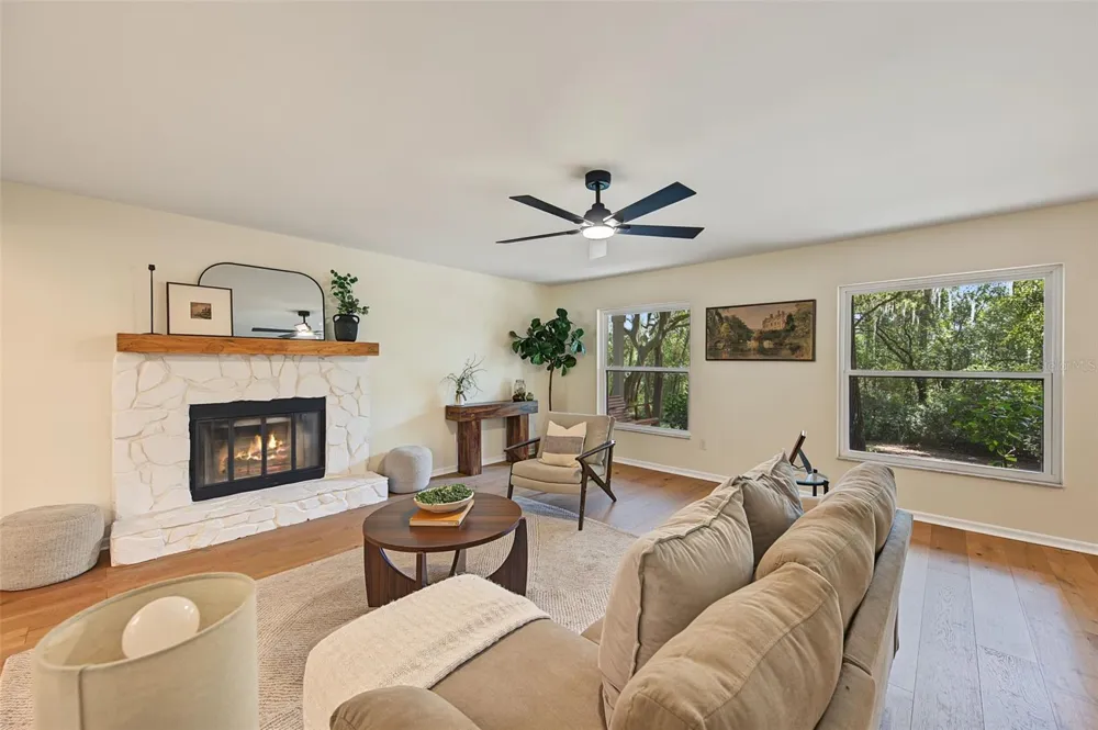 4229 BESSEMER ROAD Brooksville, FL 34602