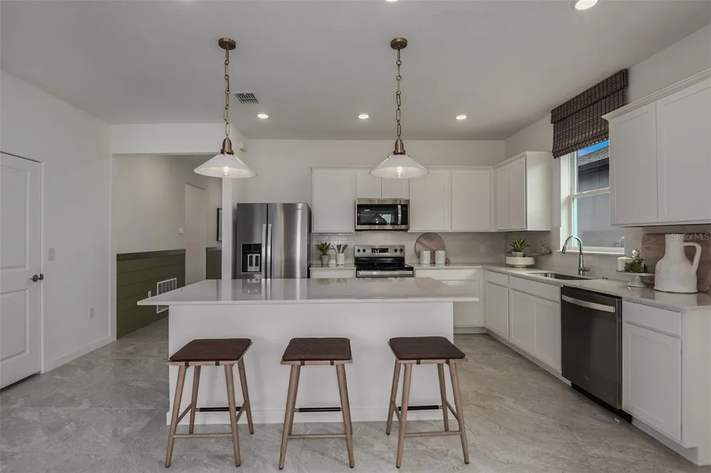 11124 SYCAMORE GLEN LOOP Thonotosassa, FL 33592
