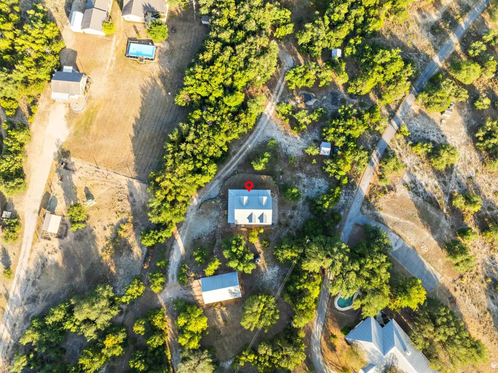 3204 Tabletop Mountain Drive Spicewood, TX 78669