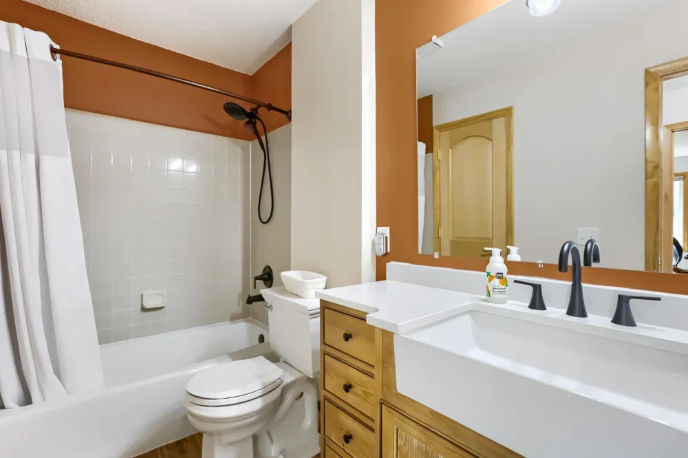 12084 Butternut Street NW Coon Rapids, MN 55448