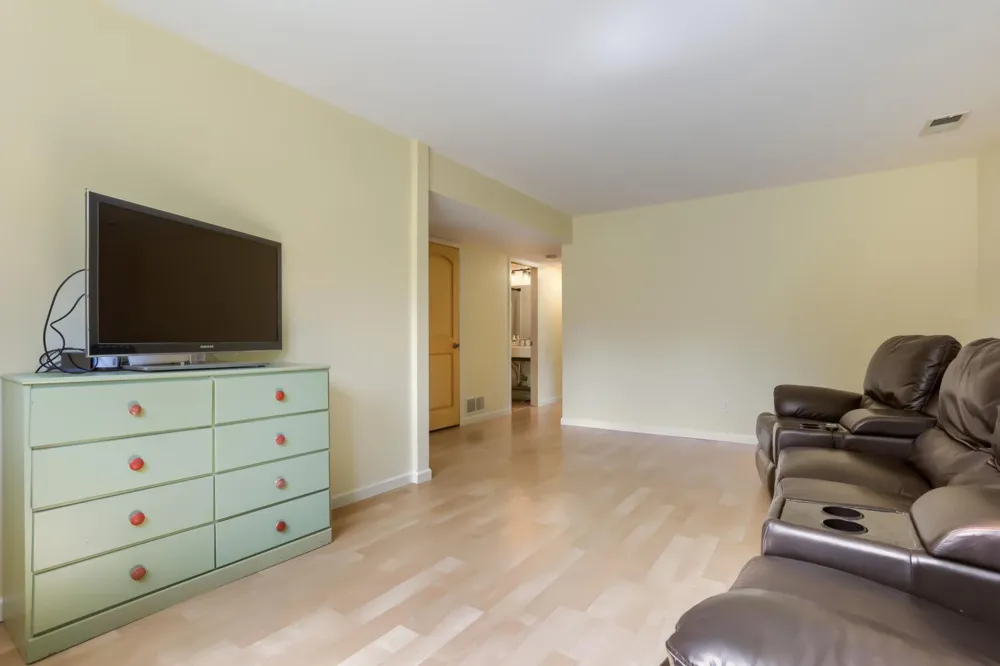 12084 Butternut Street NW Coon Rapids, MN 55448