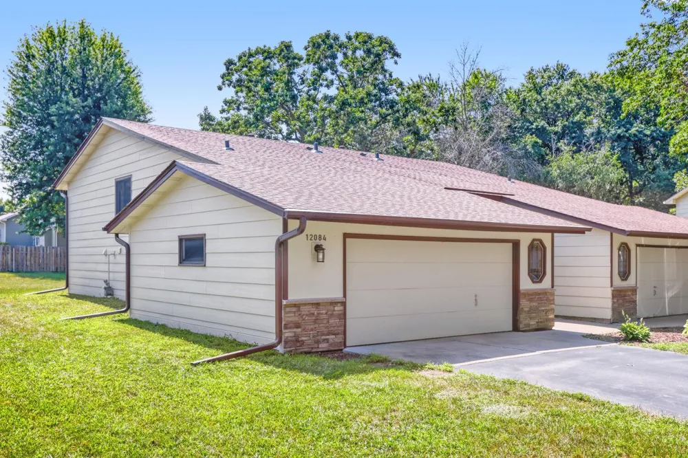 12084 Butternut Street NW Coon Rapids, MN 55448