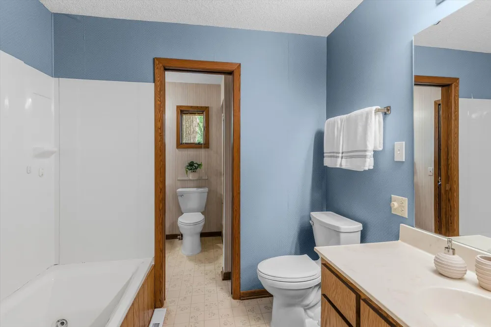 1200 Hallam Avenue Mahtomedi, MN 55115
